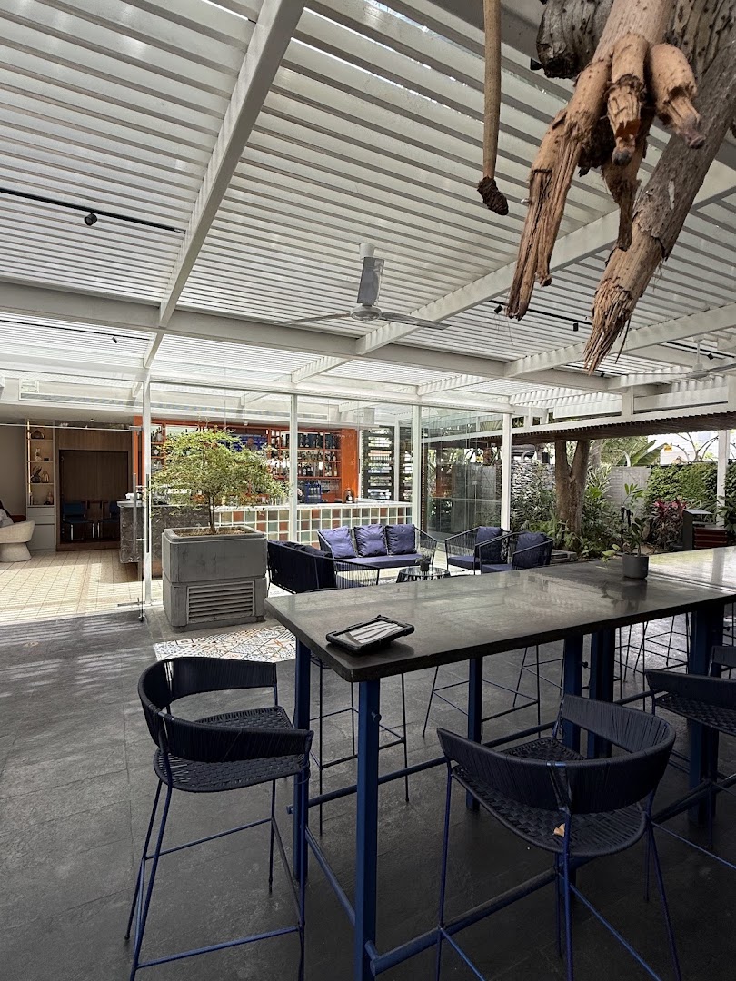 La Ele: inviting and clear venue atmosphere