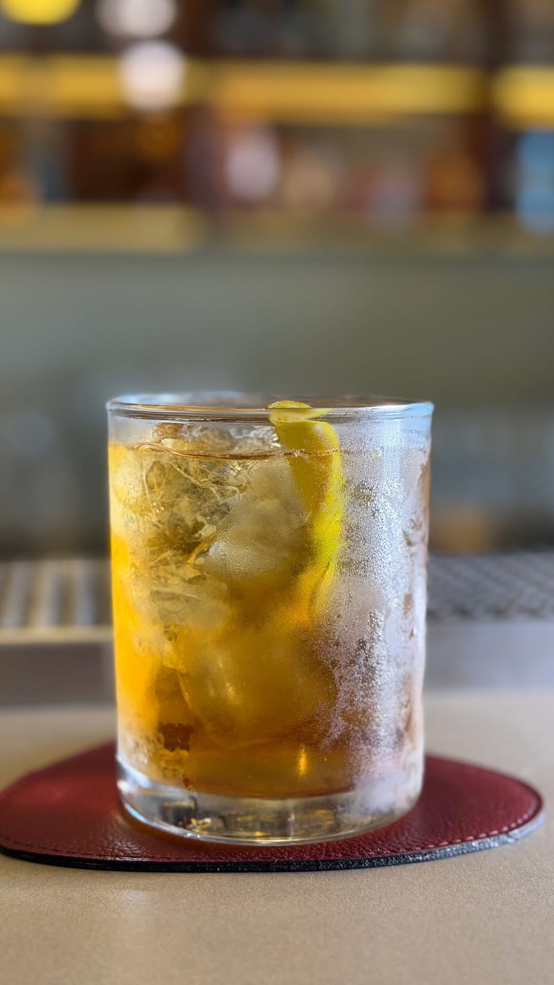 Le Mot: high quality professional cocktail photo