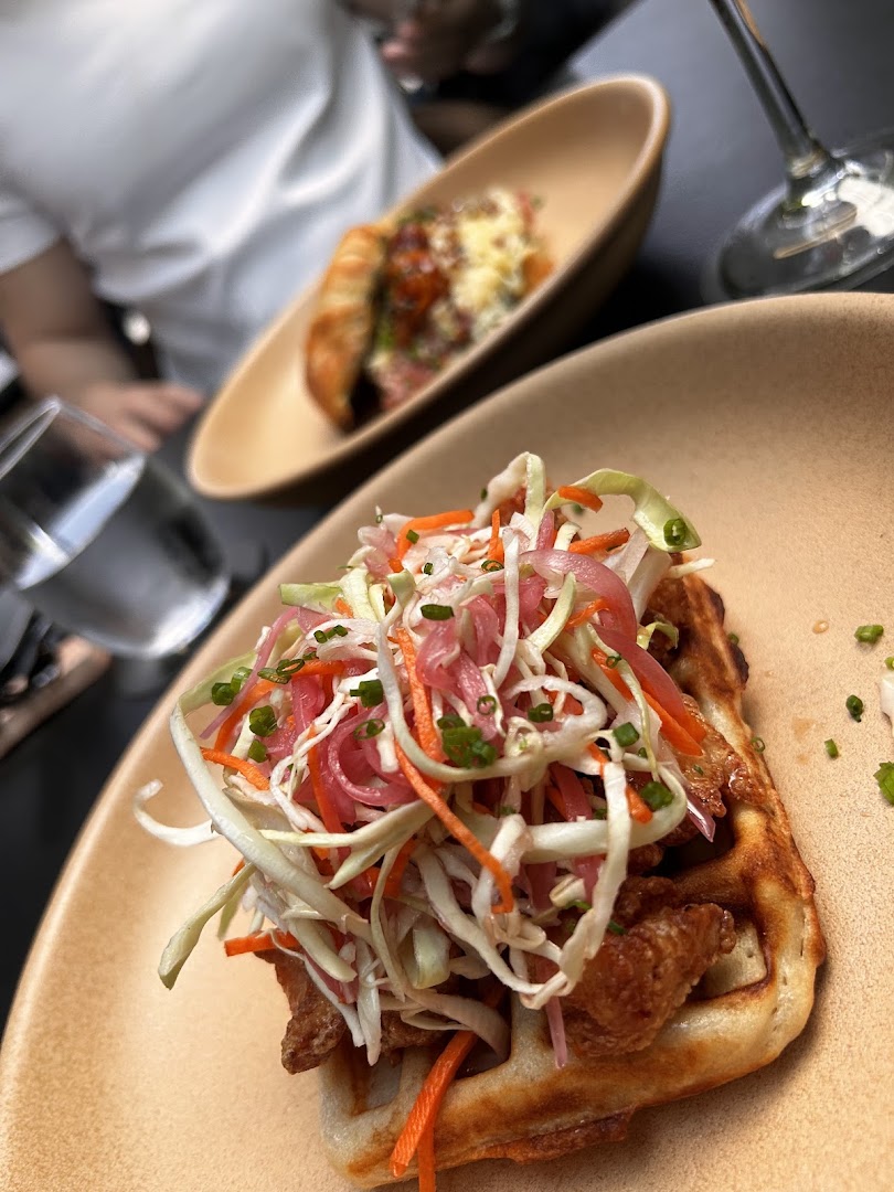 Mestizo Rooftop: appetizing photo of served food