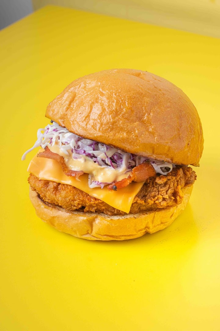 Mr. Crunch: high quality professional food photo