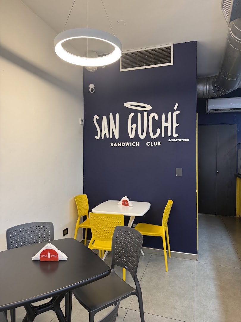 San Guché: clear photo of restaurant interior
