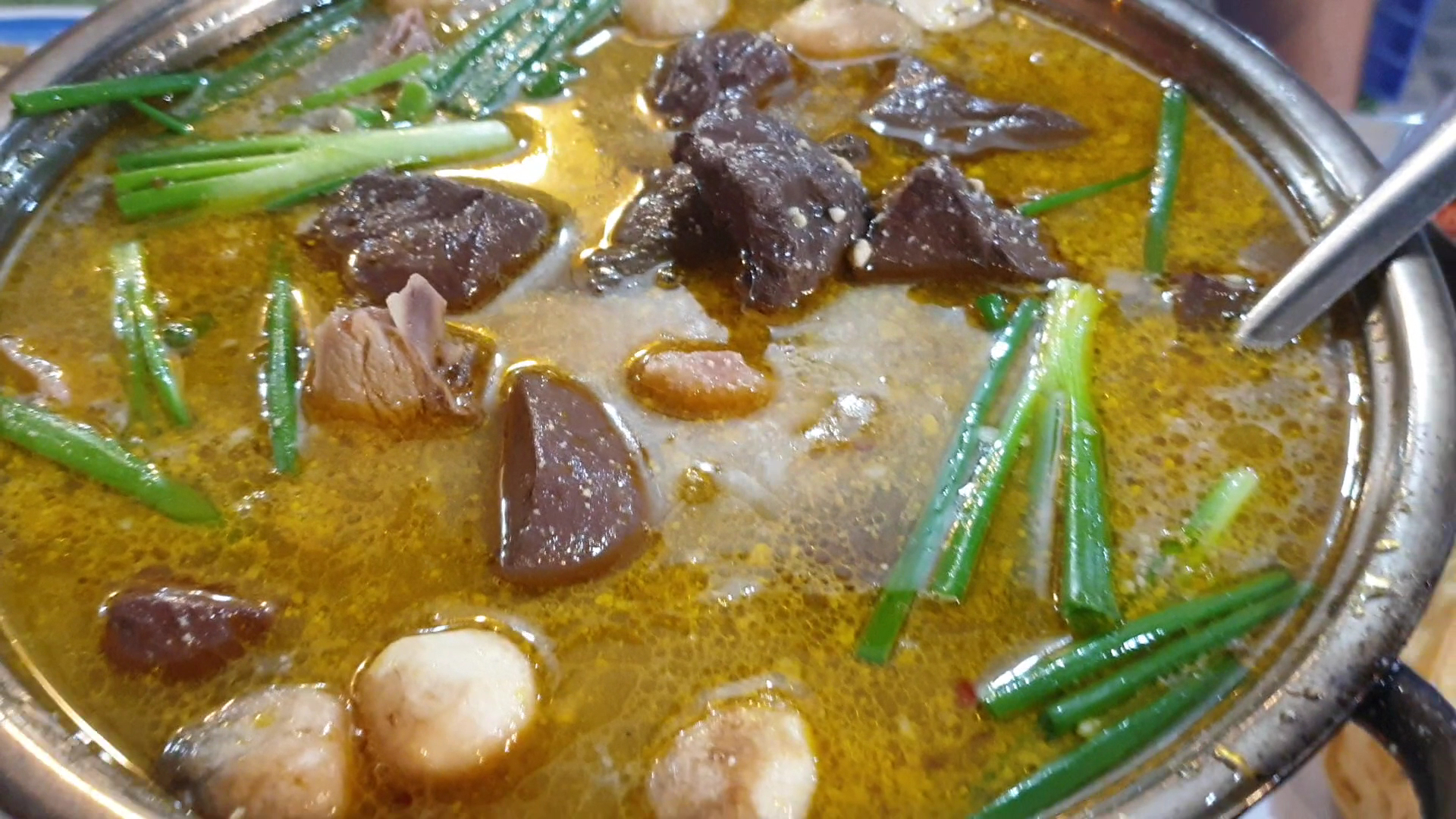Vịt Nấu Chao Thành Giao: appetizing photo of restaurant dish