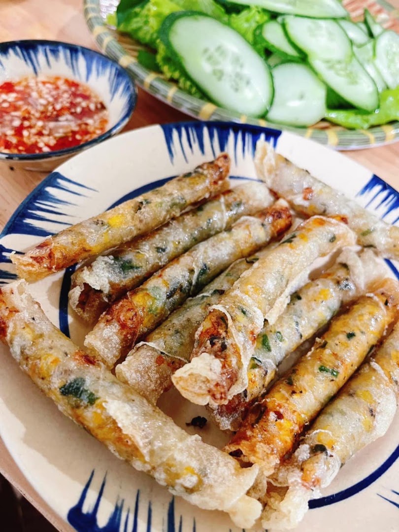Bánh Xèo 76: appetizing photo of restaurant food