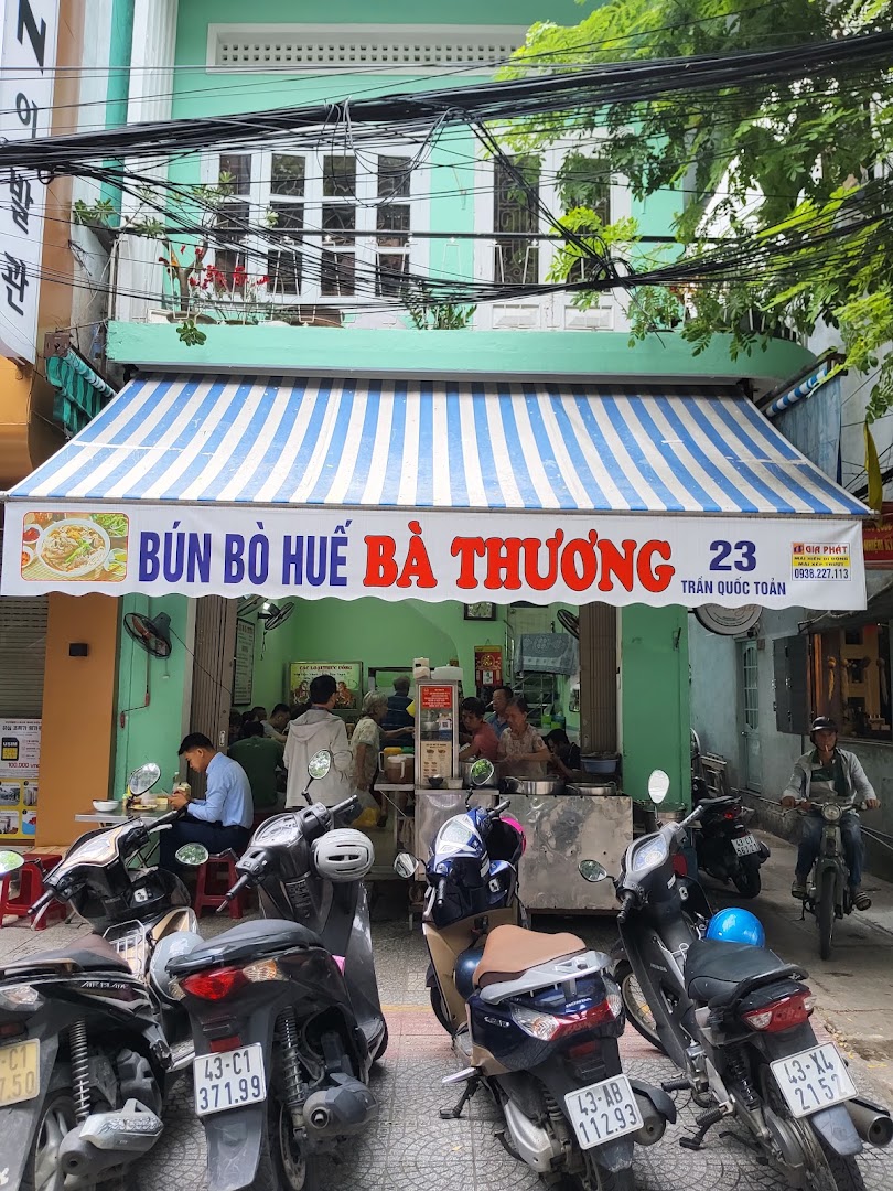 Bún Bò Huế Bà Thương: clear photo of restaurant exterior