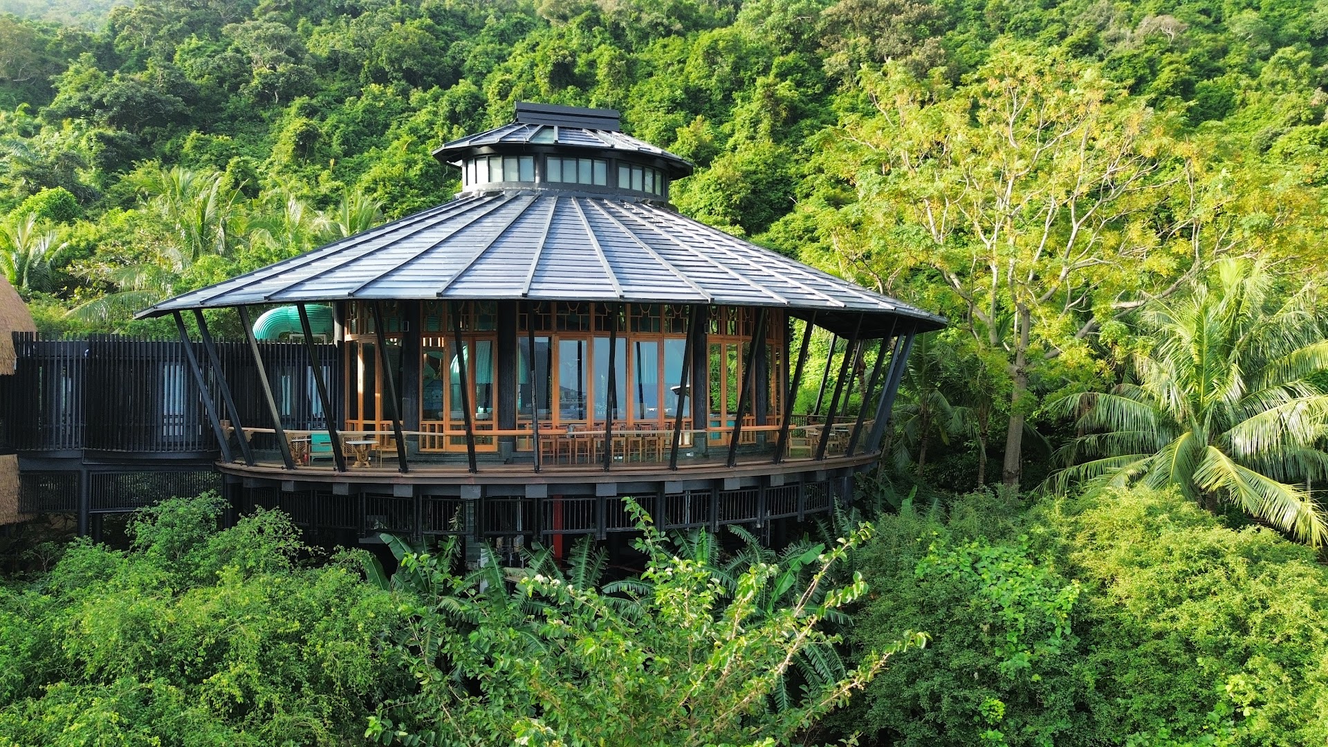 Tingara: high quality architectural exterior shot