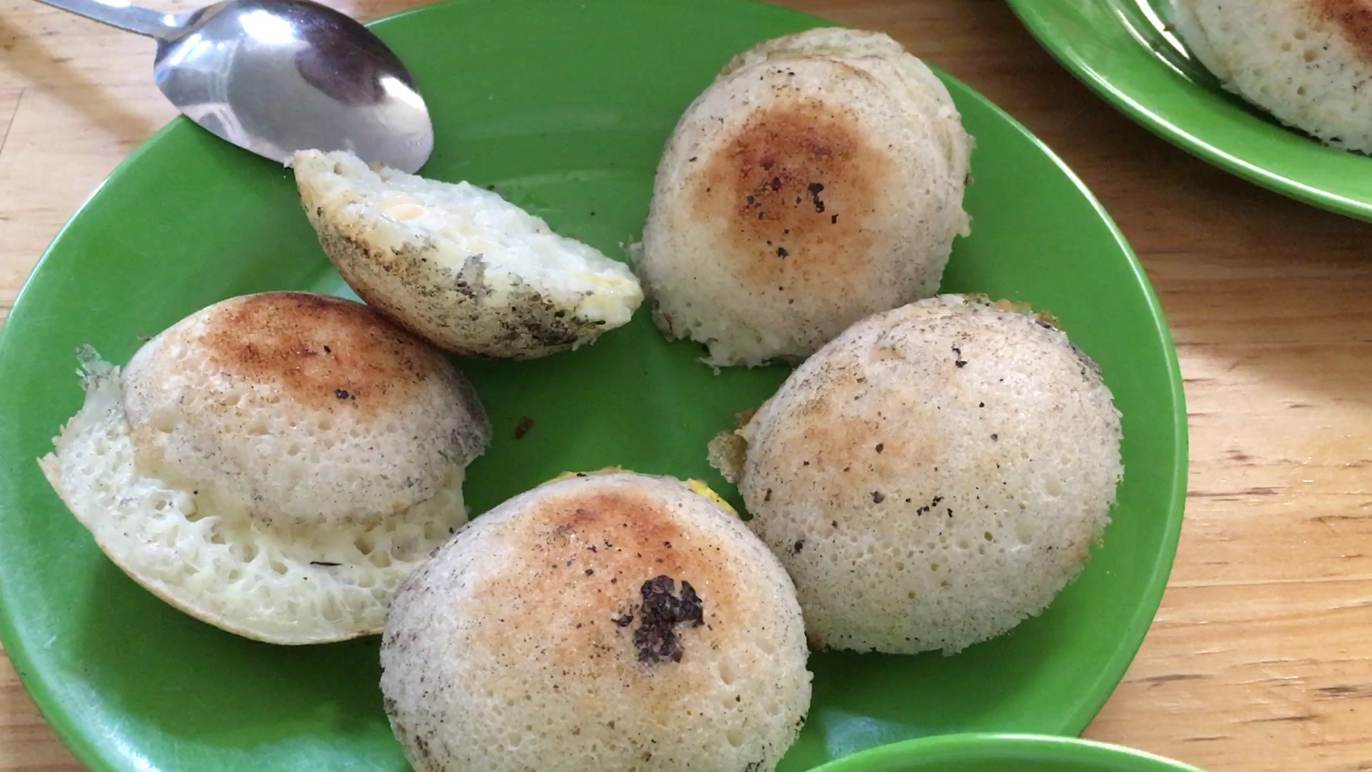 Bánh Căn Nhà Chung: appetizing photo of served food