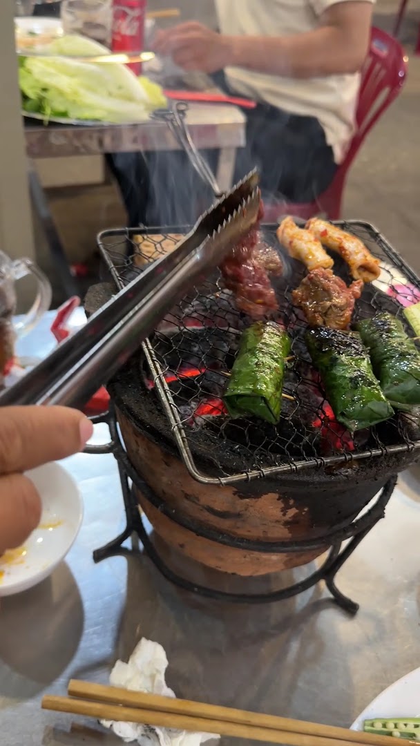 Bò Tơ Dã Chiến Hùng Bò: appetizing photo of grilled food