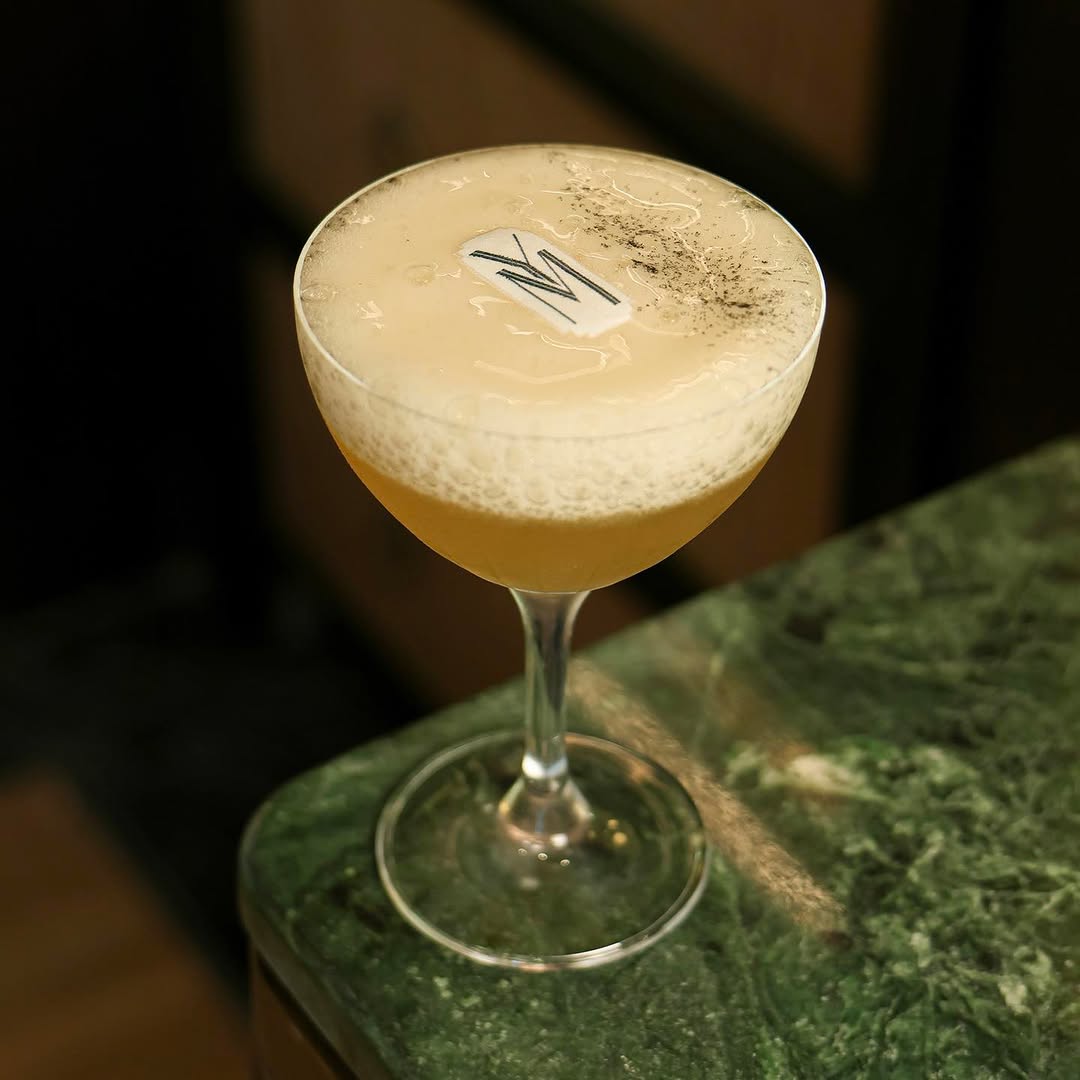 Yulong Mansion: high quality professional cocktail photo