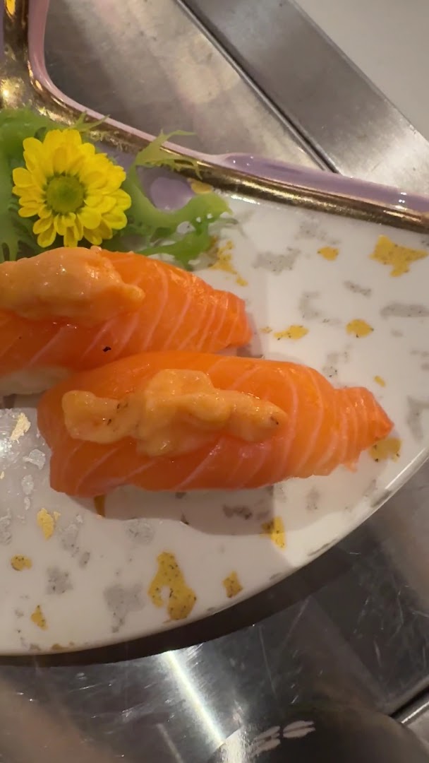 Hatoyama Hải Phòng: appetizing photo of sushi dish