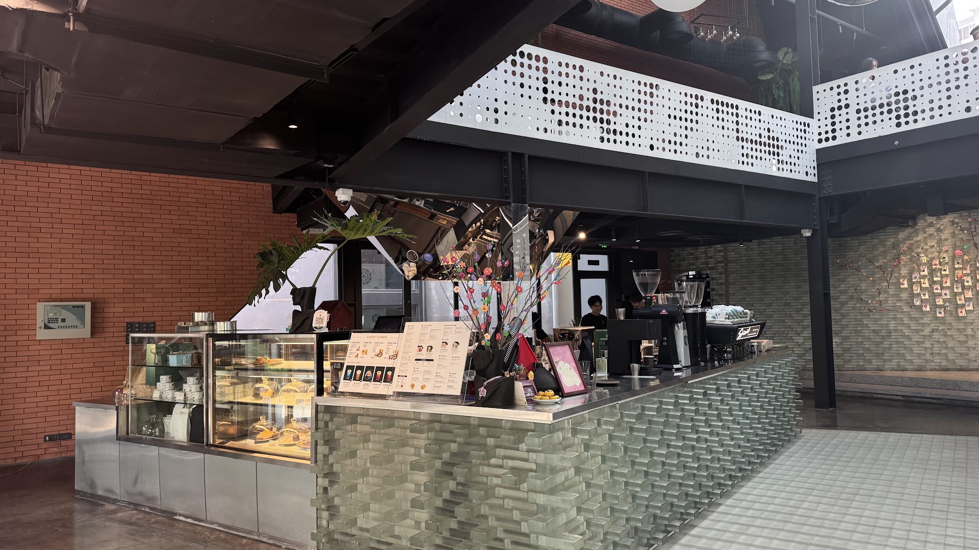 House of Luck Coffee: clear shot of venue interior