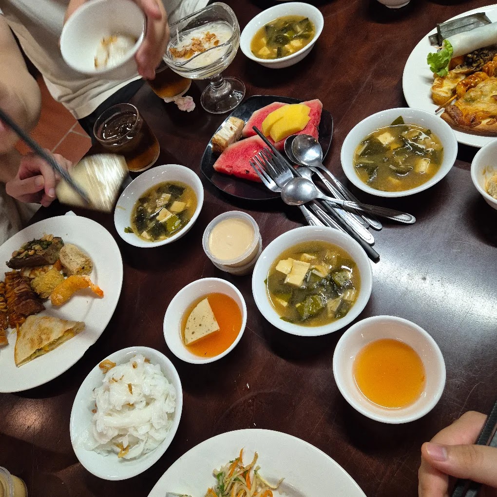 Mộc Hoa Viên Chay: appetizing photo of restaurant food