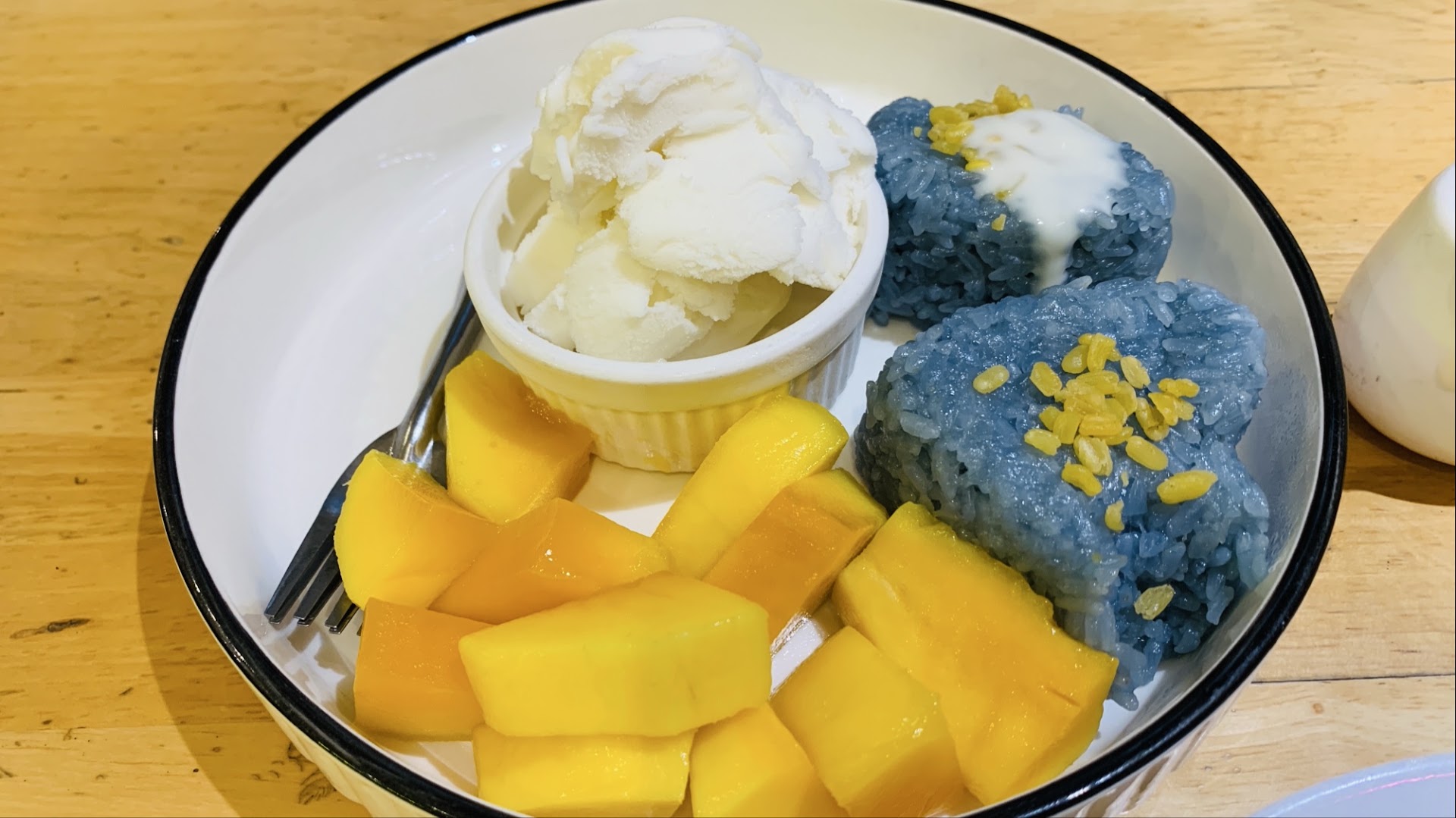 Sabay Thai: appetizing photo of Thai dessert
