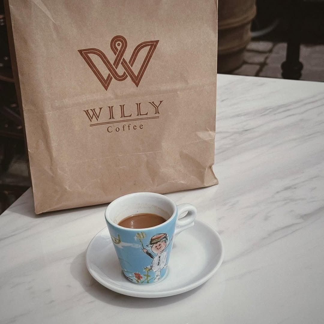 Willy Coffee: clean branding and appealing coffee