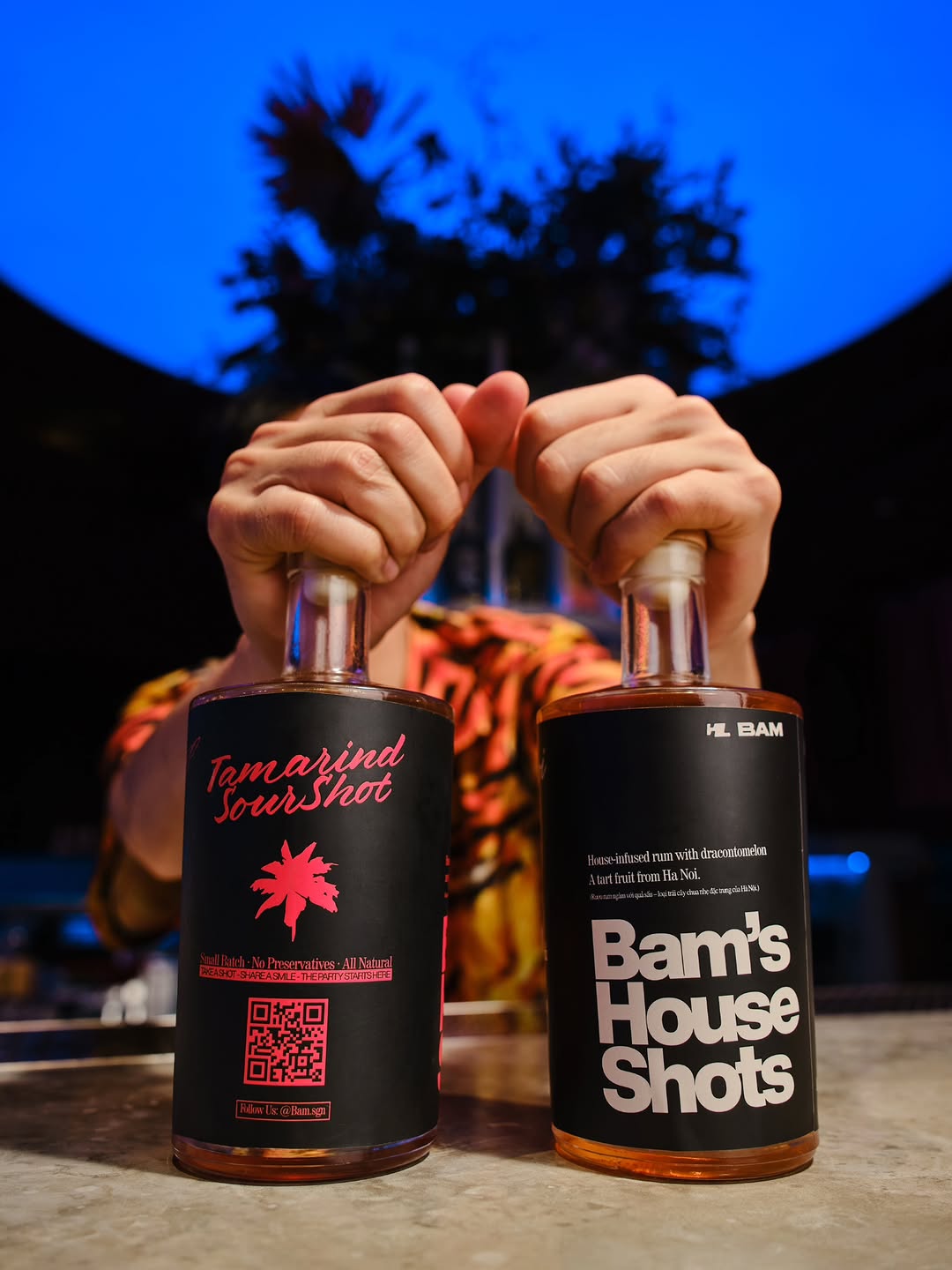 KHÓI: professional shot of house drinks