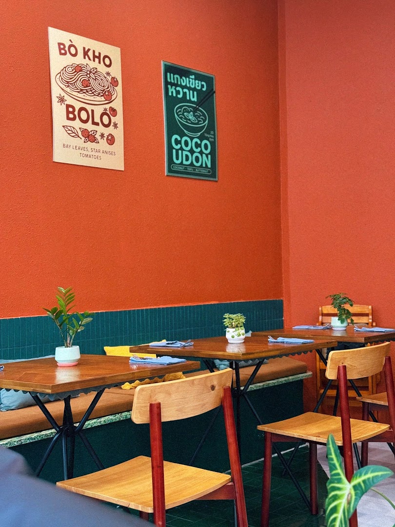 Bon Asian Soul Kitchen: clean and inviting restaurant interior