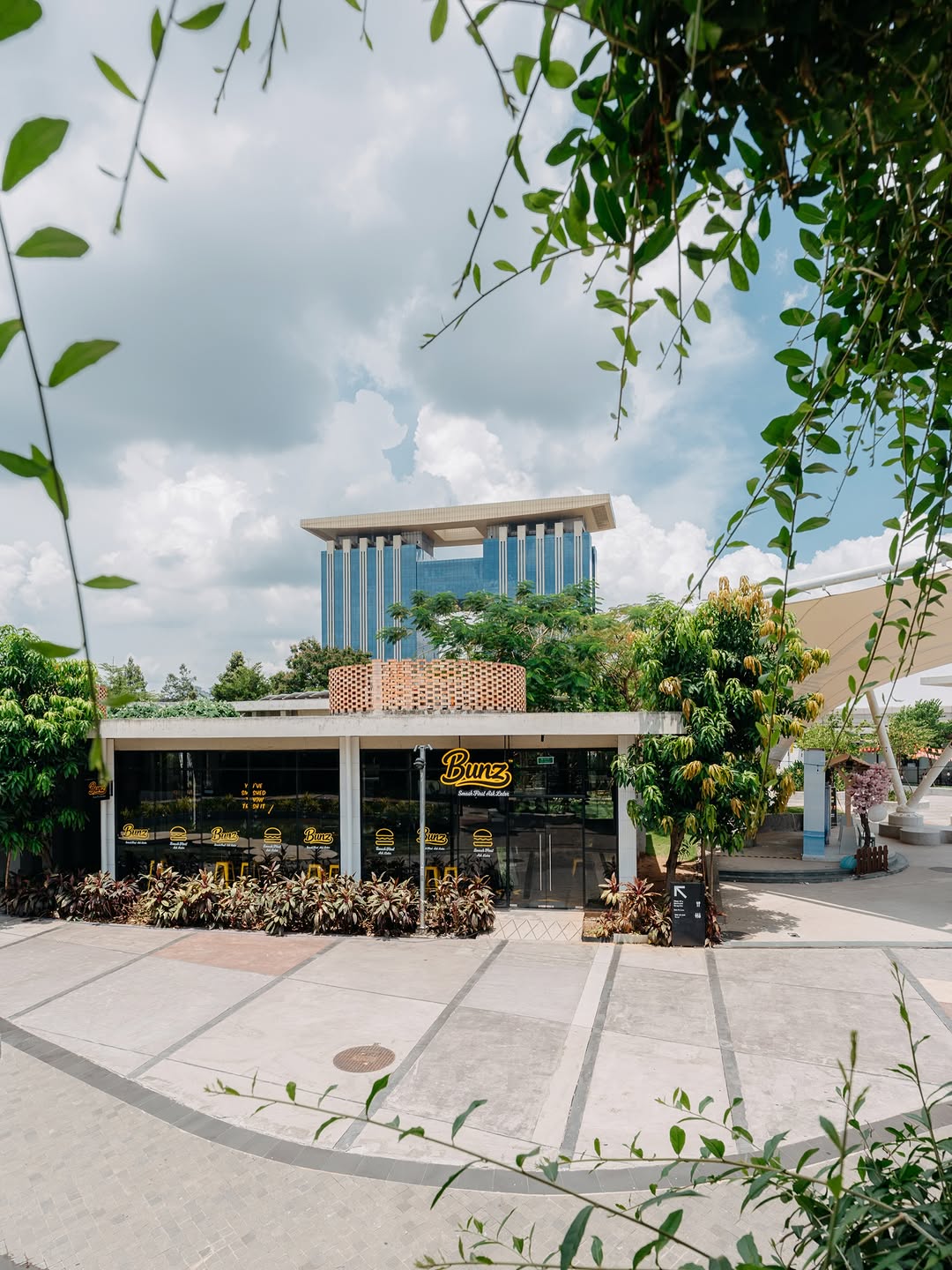 Bunz: professional exterior shot of venue