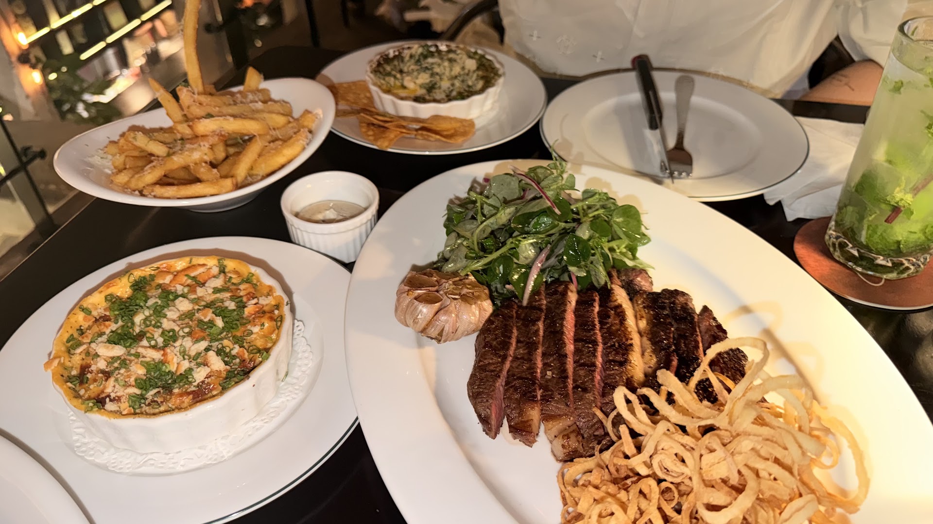 Cee's Eatery: appetizing, high-quality food photography