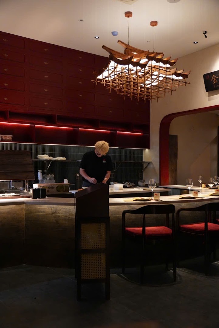 NÔM: professional interior shot of restaurant
