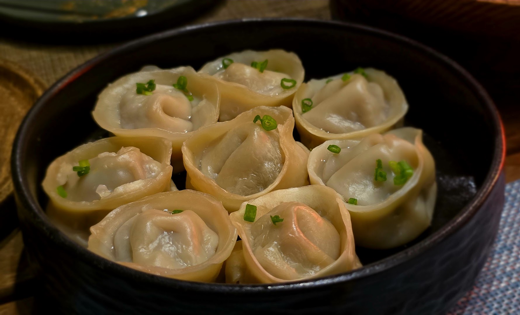 Om Momo: appetizing, high-quality food photography