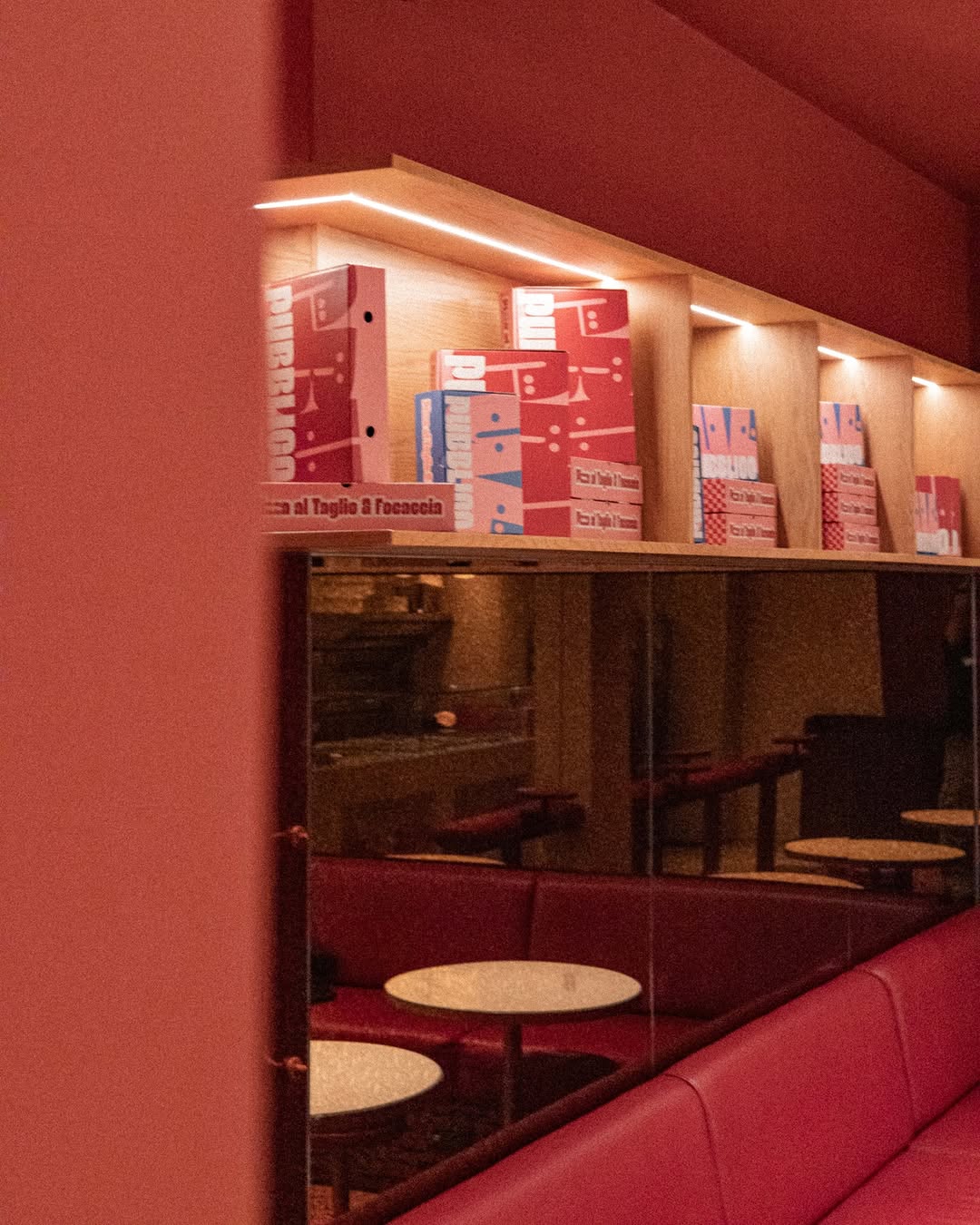 Pubblico: restaurant interior and atmosphere