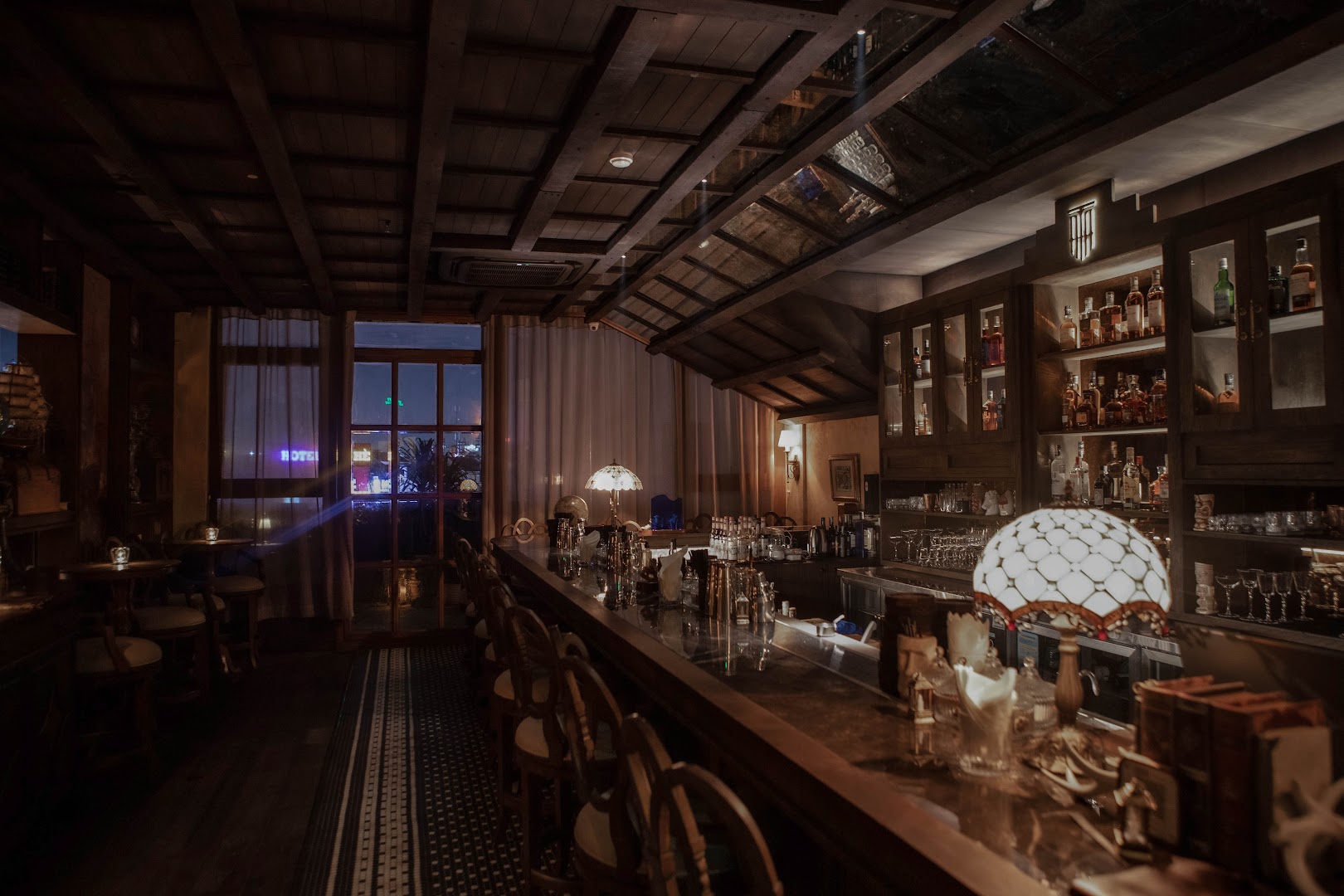 The Hammond: atmospheric and professional interior shot