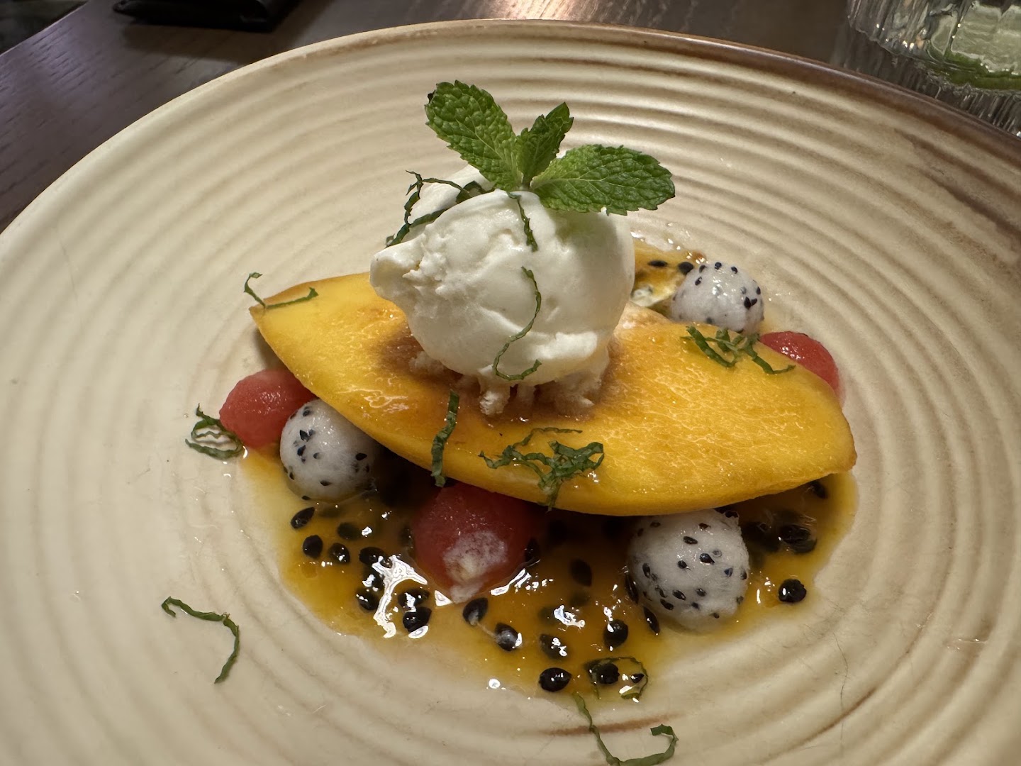The Palm: appetizing, high-quality food photography