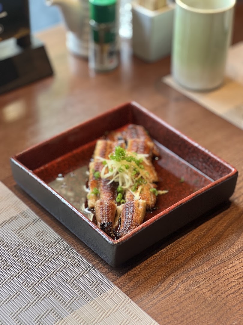 Unagi Station: appetizing, high-quality food photography
