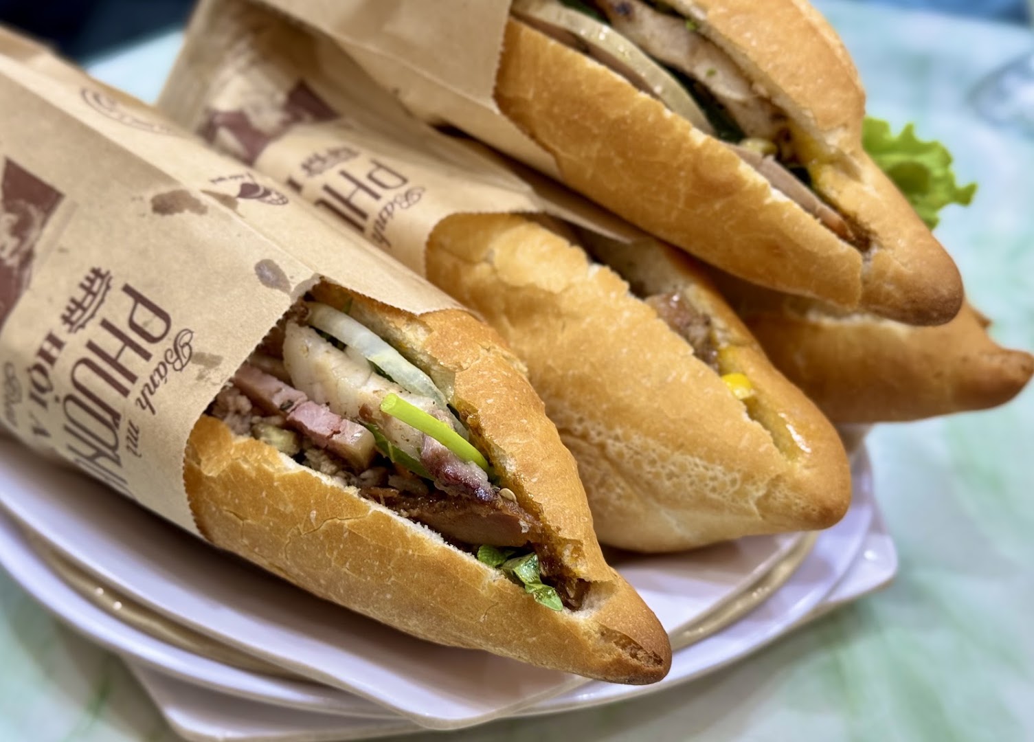 Bánh Mì Phượng: appetizing photo of the food