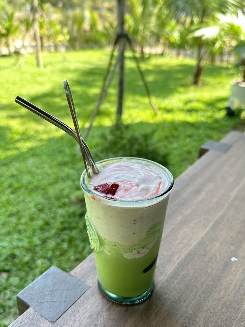 Hít Hà: appetizing drink photo in setting