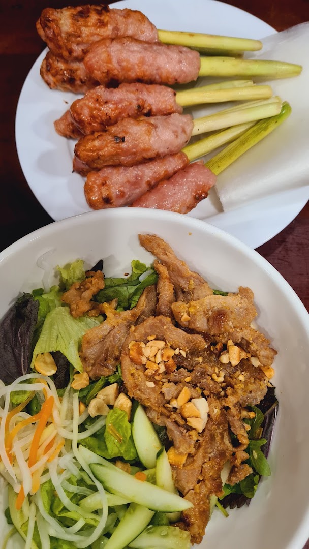 Quán Hạnh: appetizing photo of restaurant food