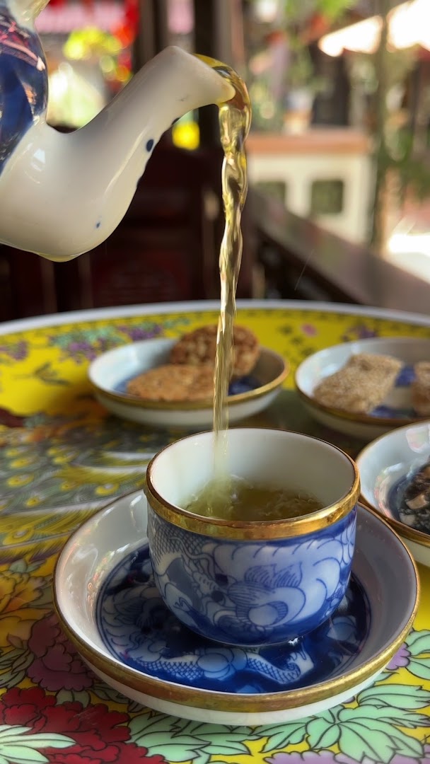 Vỹ Dạ Xưa: high quality, appealing drink shot