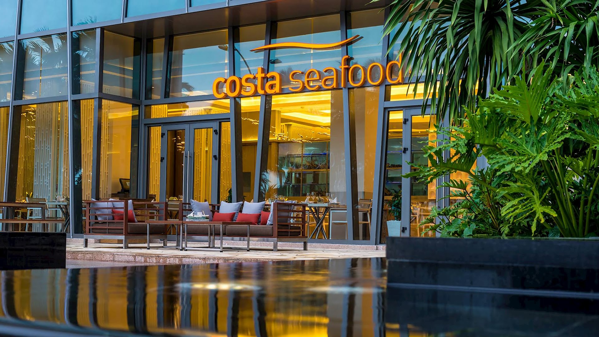 Costa Seafood: professional exterior shot of restaurant