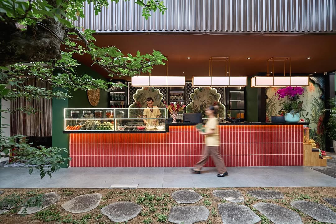 Ớt Hiểm Vietnamese Kitchen: professional, inviting restaurant interior shot