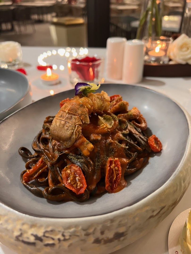 Nami Restaurant: appetizing, high-quality food photography
