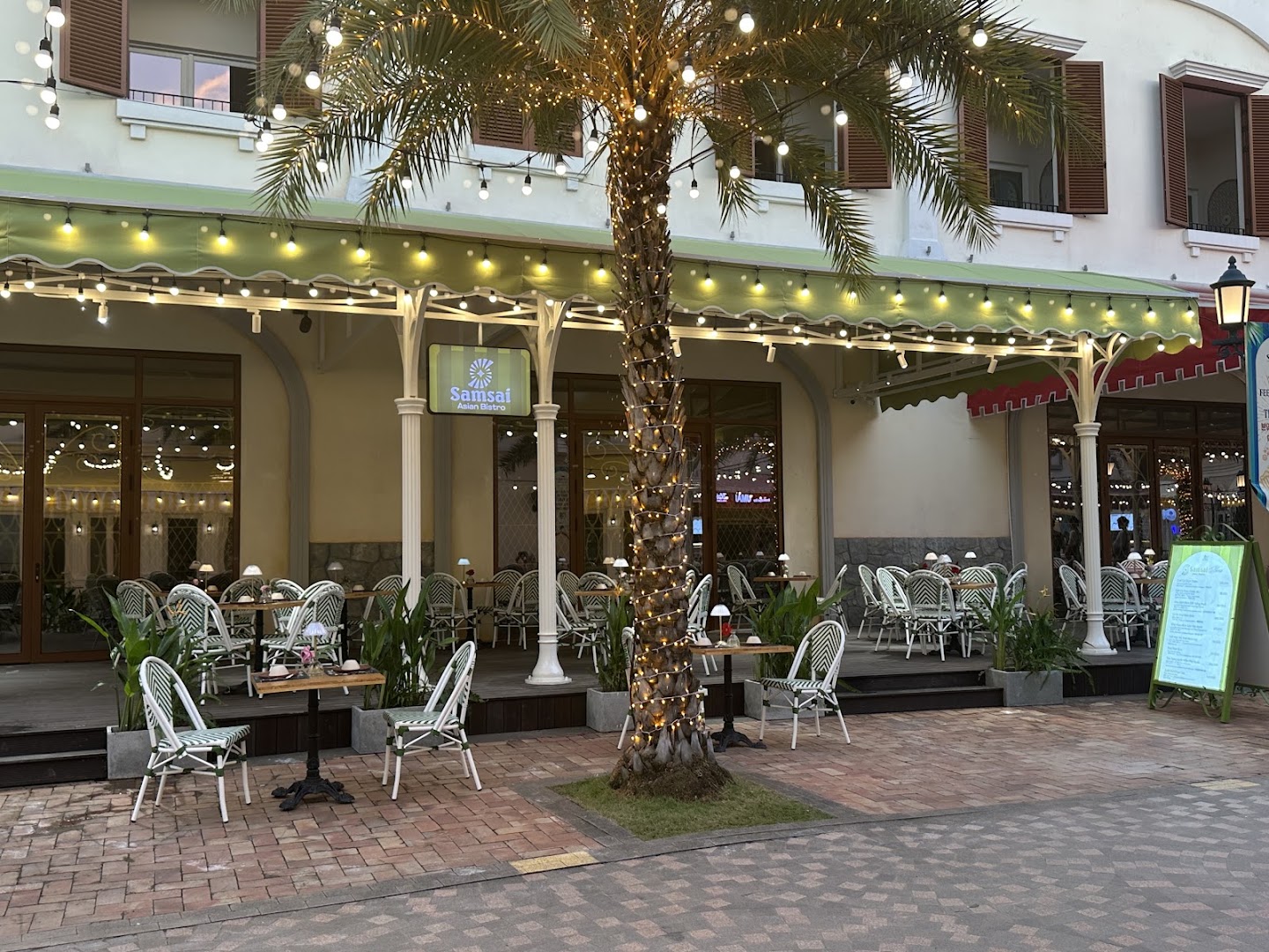 Samsai Bistro: attractive, professional exterior restaurant shot
