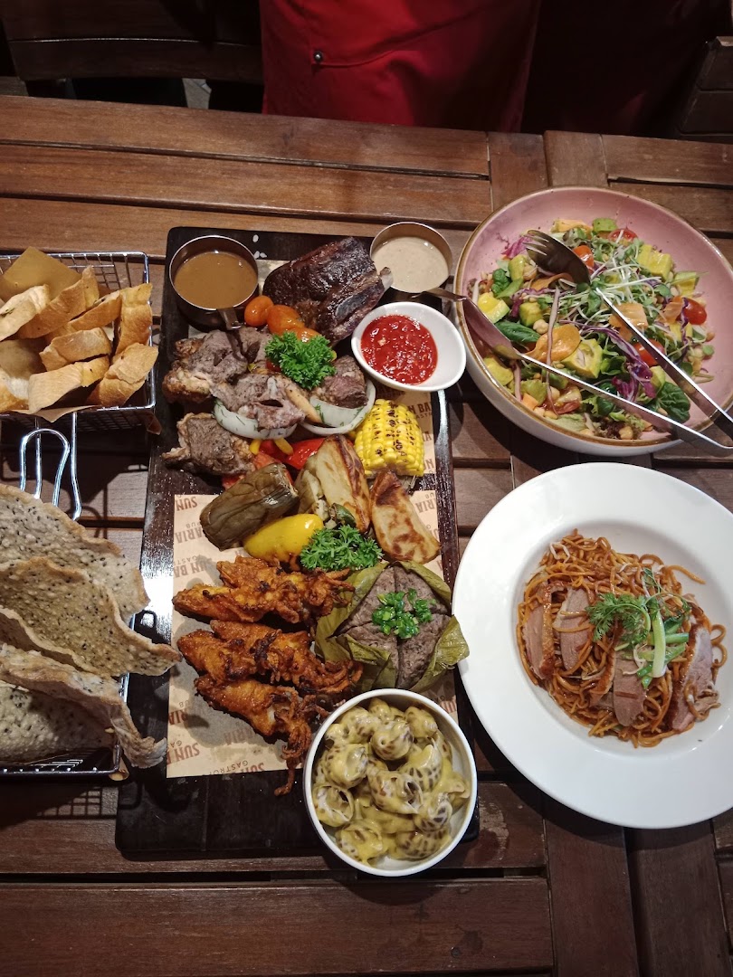 Sun Bavaria GastroPub: appetizing high-quality food spread