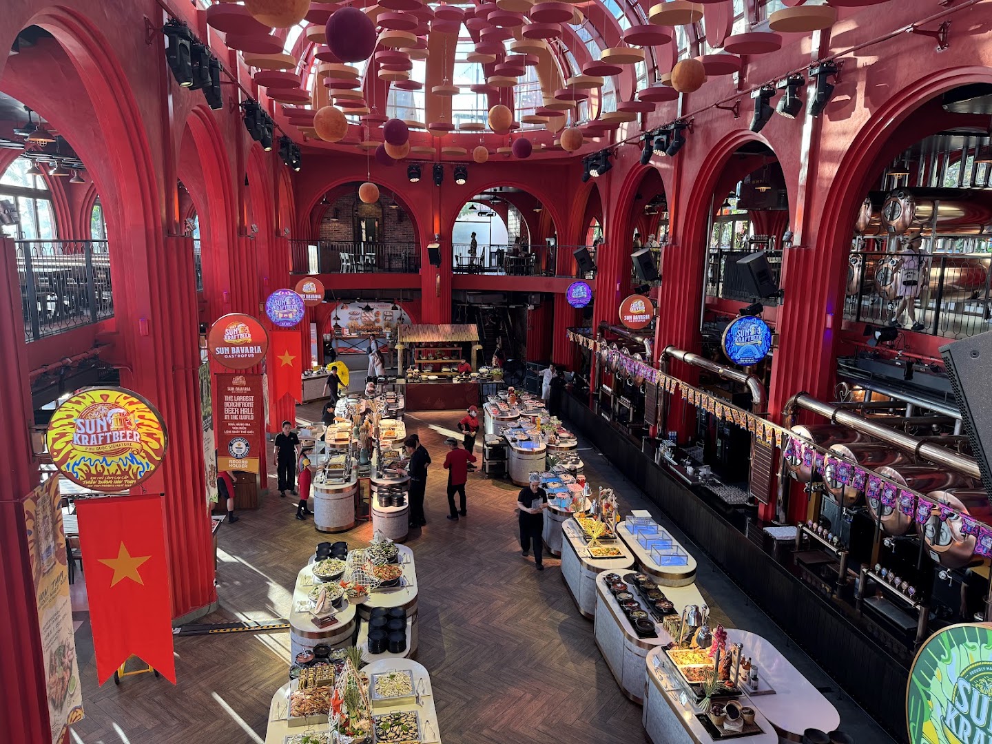 Sun Bavaria GastroPub: high quality interior venue shot