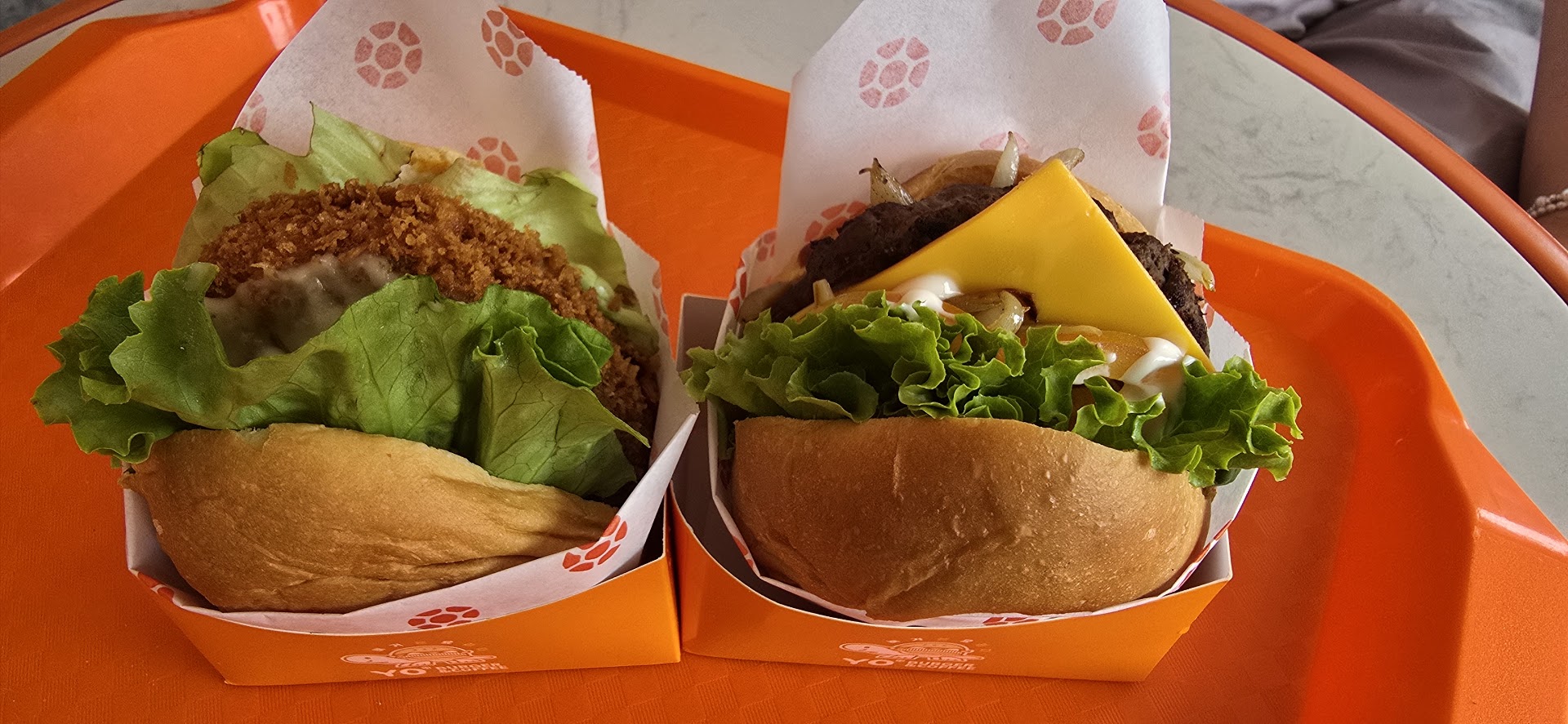 Yo - Burger & Coffee: appetizing photo of restaurant food