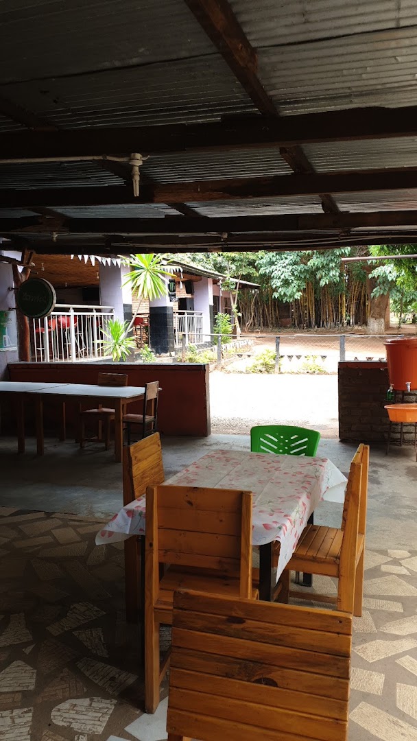 Blue Gums Pub and Grill: venue's outdoor seating