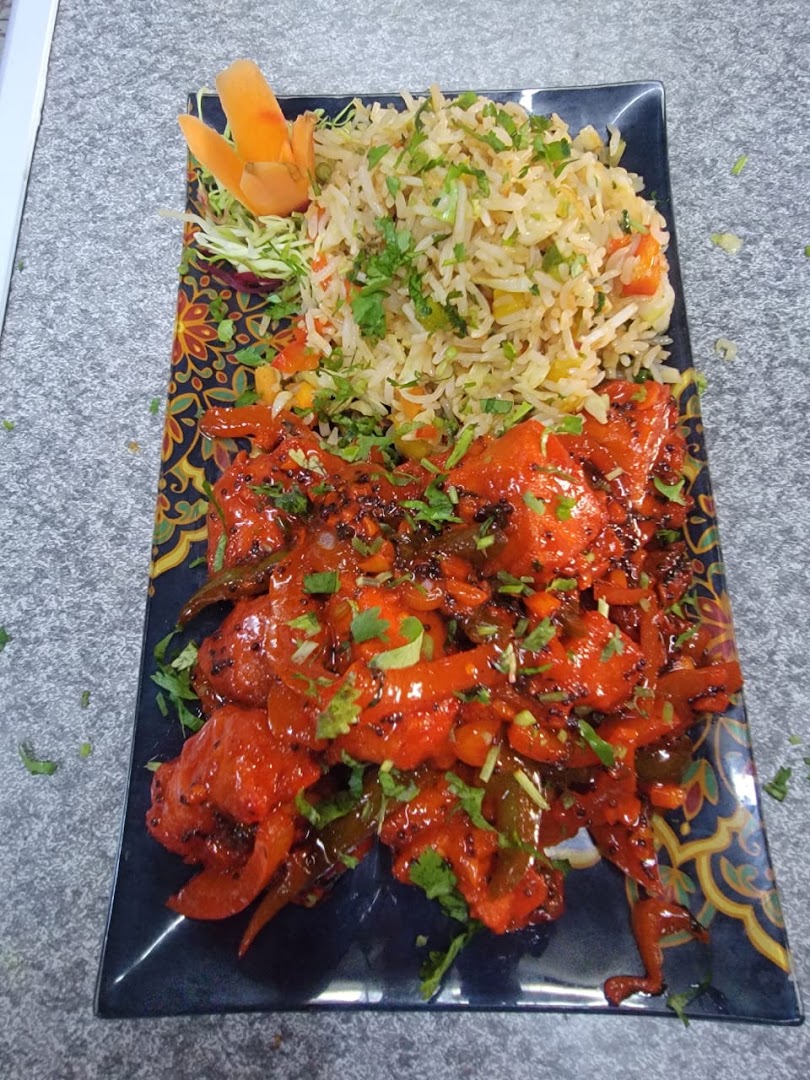 Urth Cafe: appetizing photo of served food