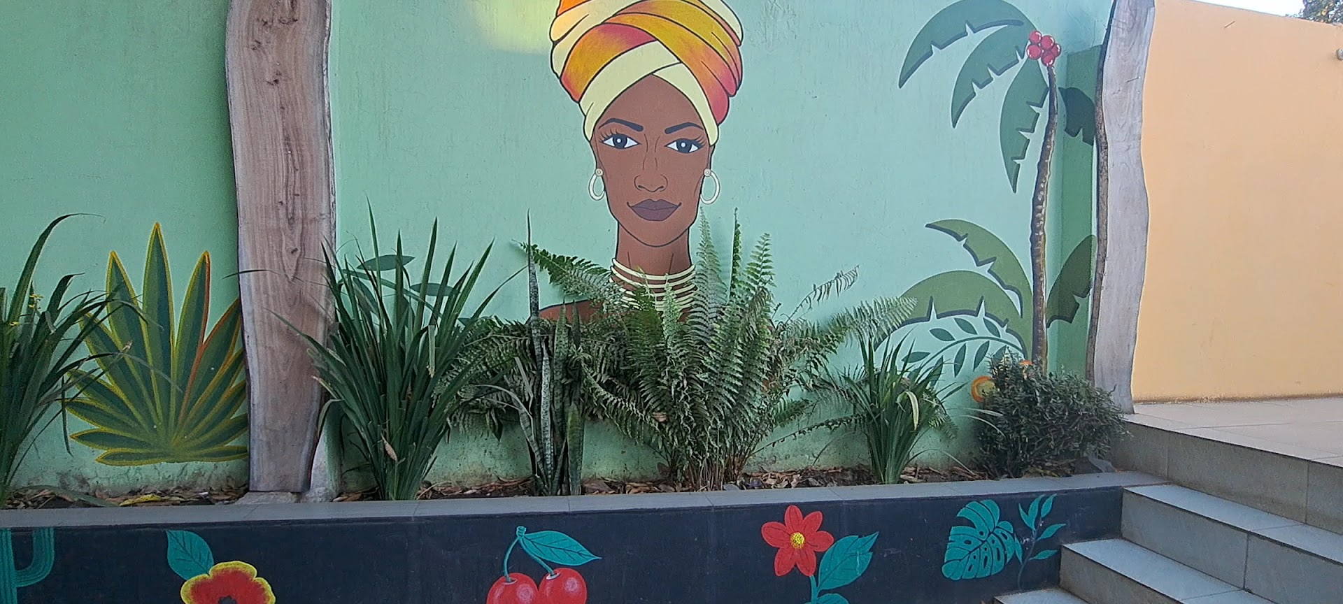 Cafe Zambezi: attractive venue decor and atmosphere
