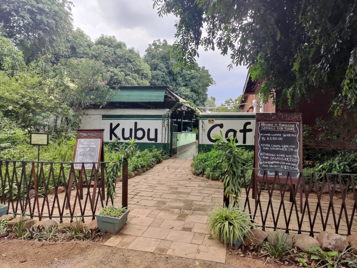 Kubu Cafe: clear exterior shot of venue