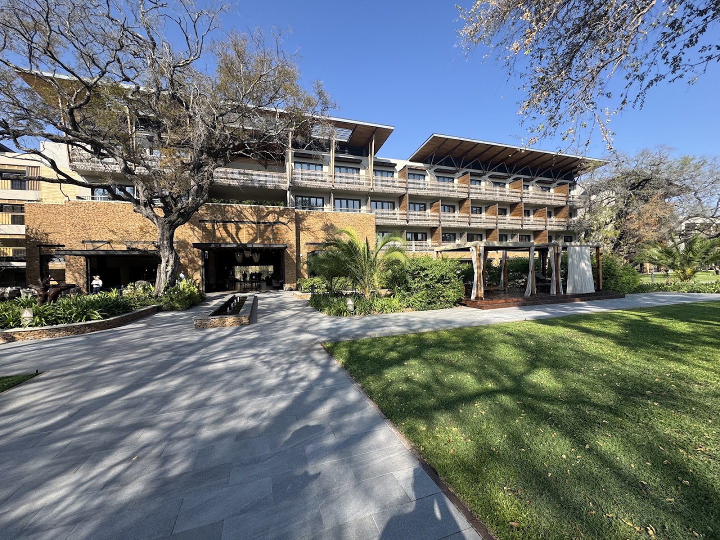 Kuomboka Restaurant: high quality exterior venue shot