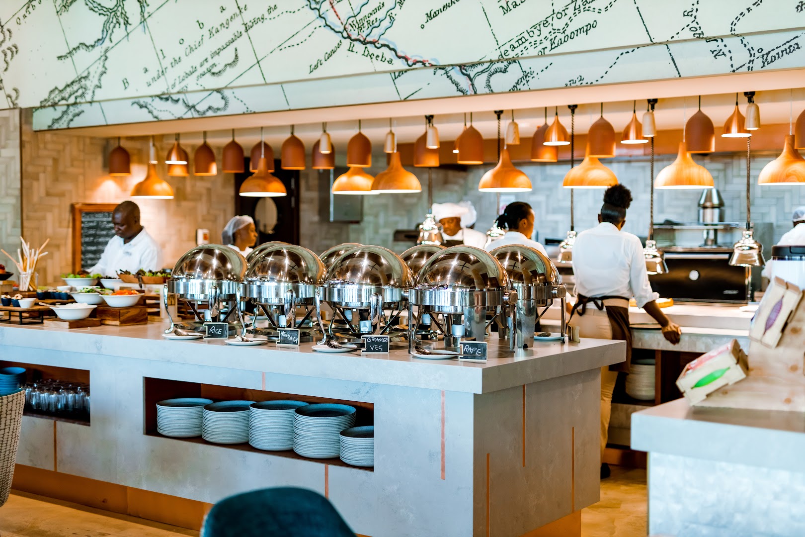 Kuomboka Restaurant: professional shot of restaurant interior