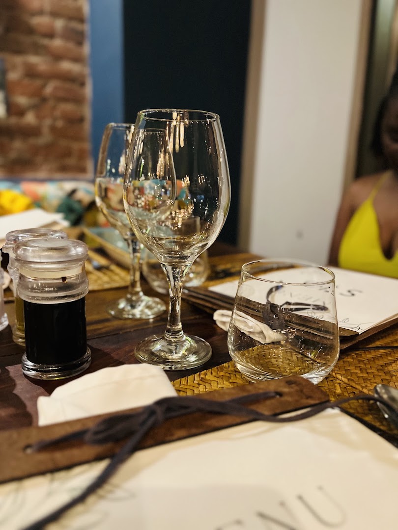 Shungu Bar: inviting atmosphere with table setting