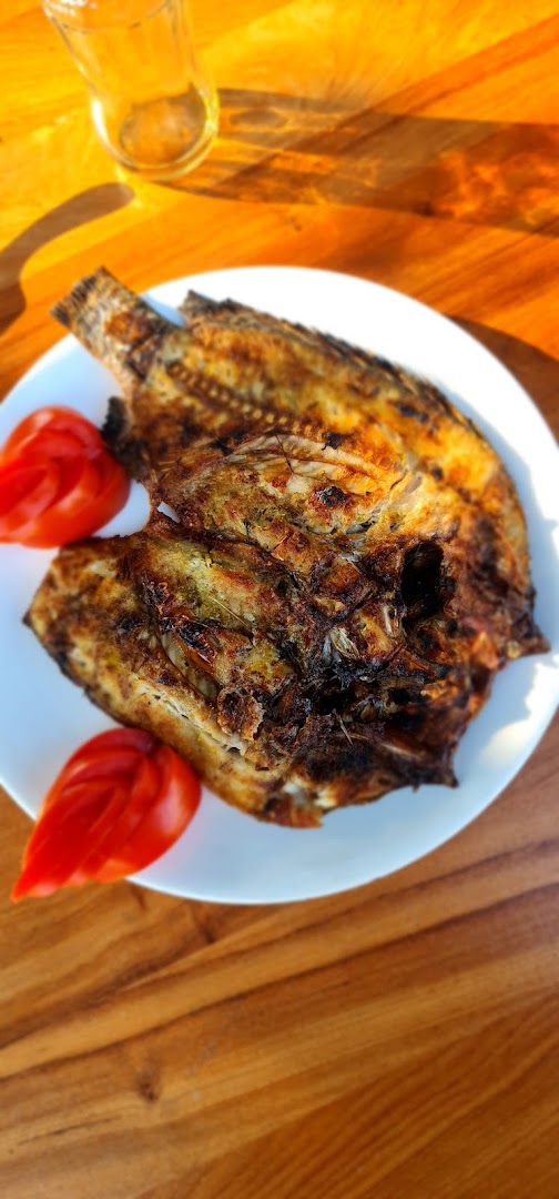 Apex Restaurant and Take Away: appetizing photo of grilled fish