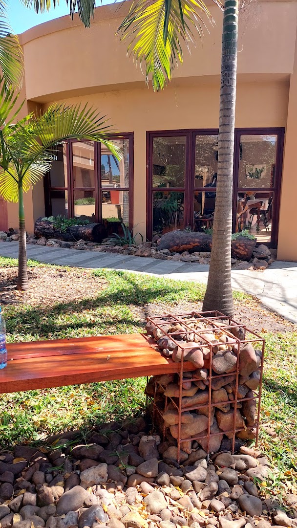 Country Lodge Mongu: pleasant outdoor seating area