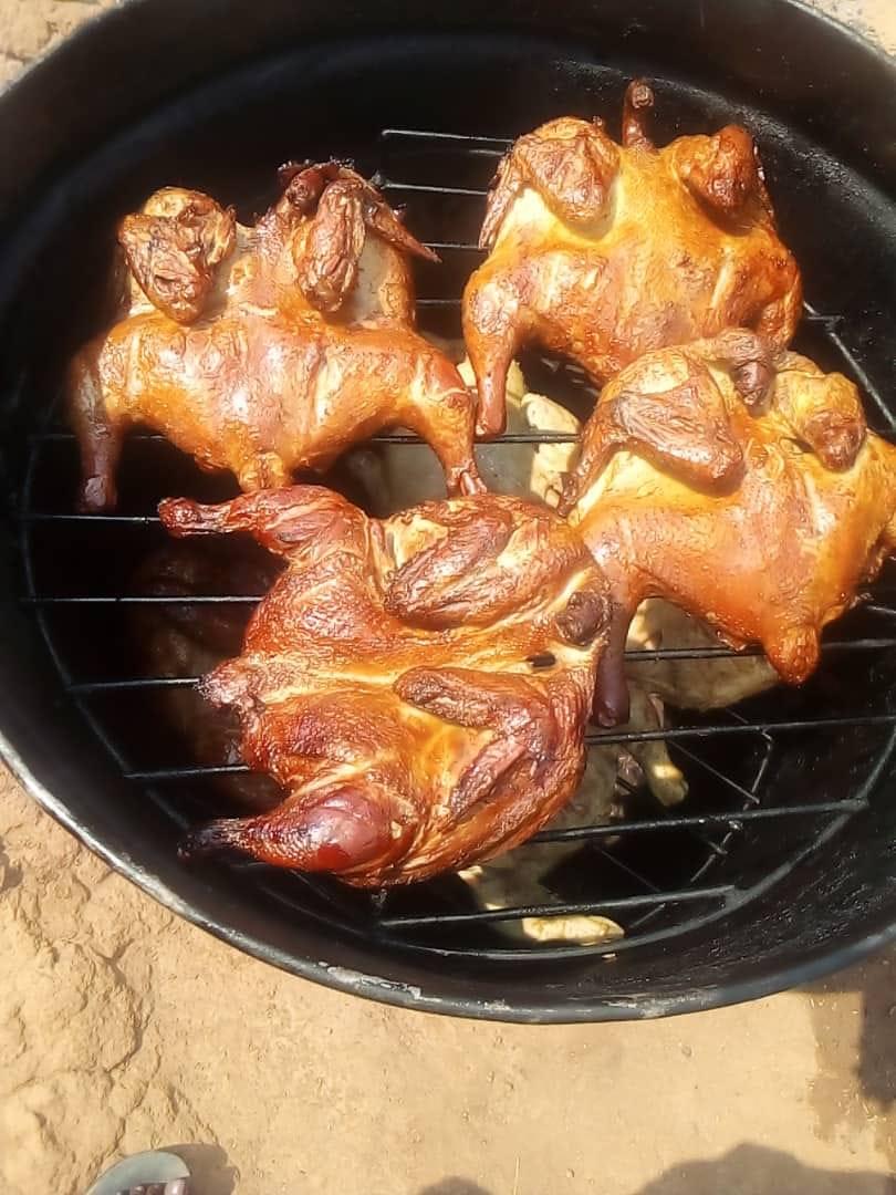 Stevens Smoked Fish and Chicken: appetizing photo of smoked chicken