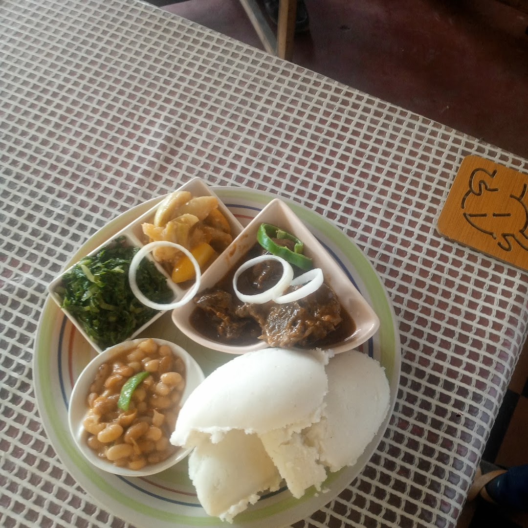 Stevens Smoked Fish and Chicken: appetizing photo of restaurant food