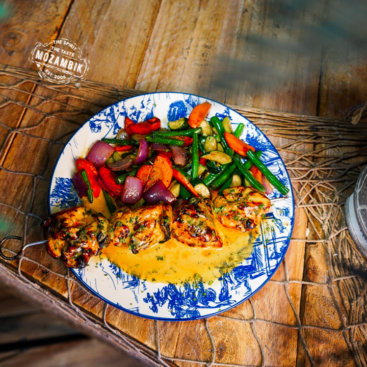 Mozambik Ndola: appetizing food photography with branding